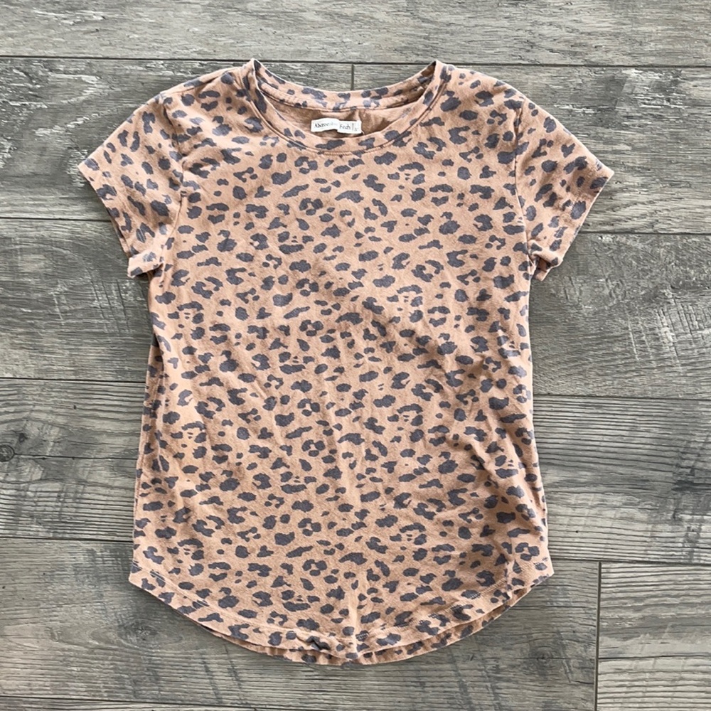 Abercrombie tee